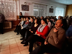 A nézőtér megtelt az intézmény dolgozóival és lakóival