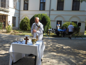 Az ünnepi szentmise pillanatai