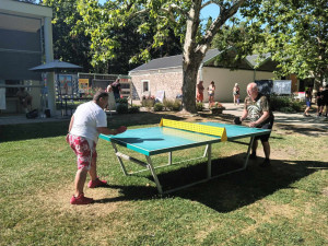 A ping-pong asztal sem maradt kihasználatlanul.